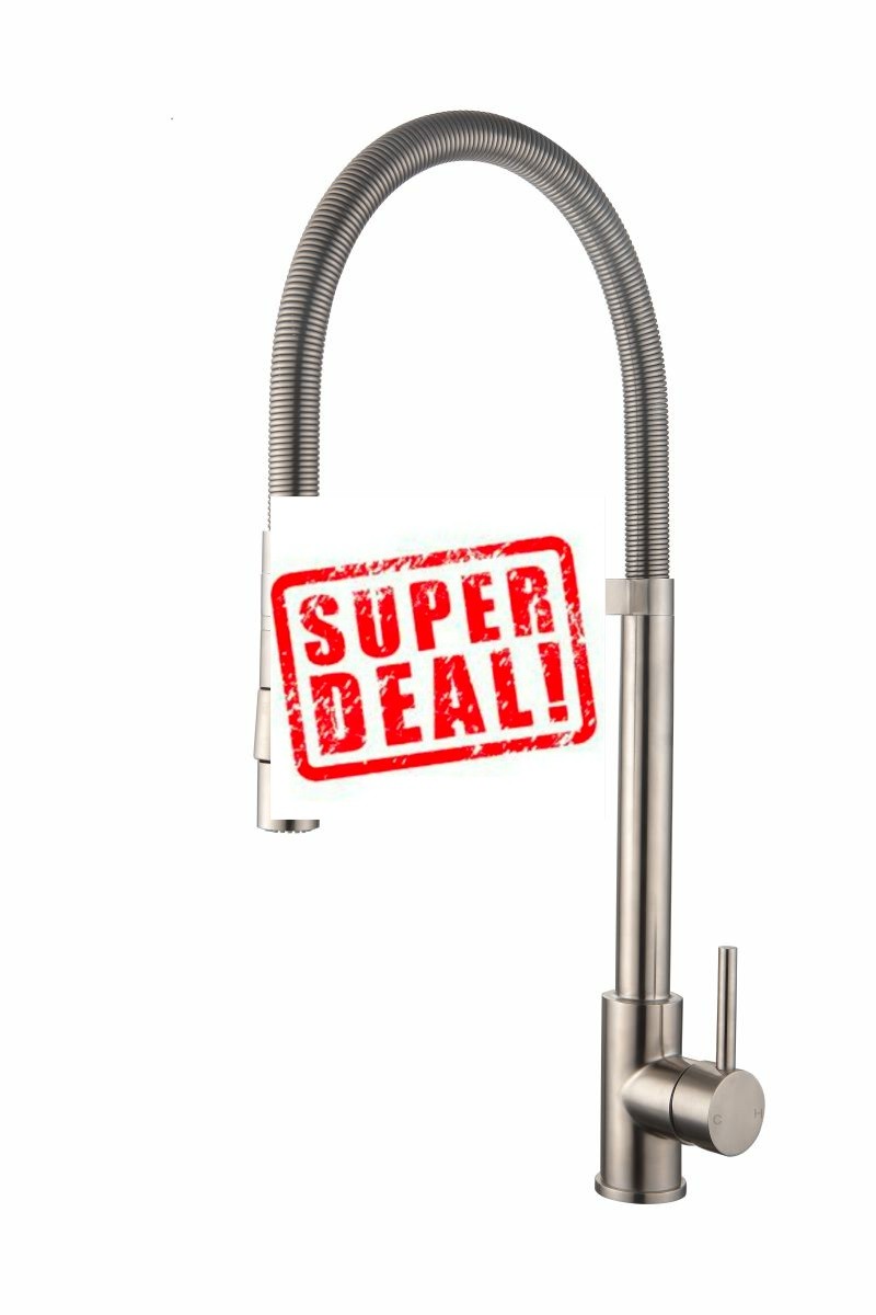 RVS design keukenkraan met sproeikop.